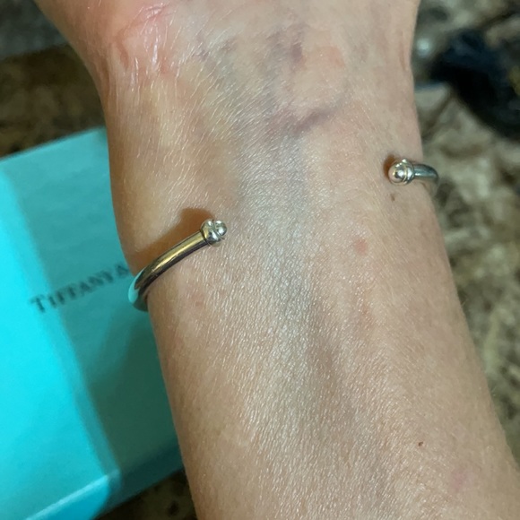 TIFFANY BRACELET TIFFANY CUFF INFINITY SMALL SILVER CUFF - Picture 7 of 7